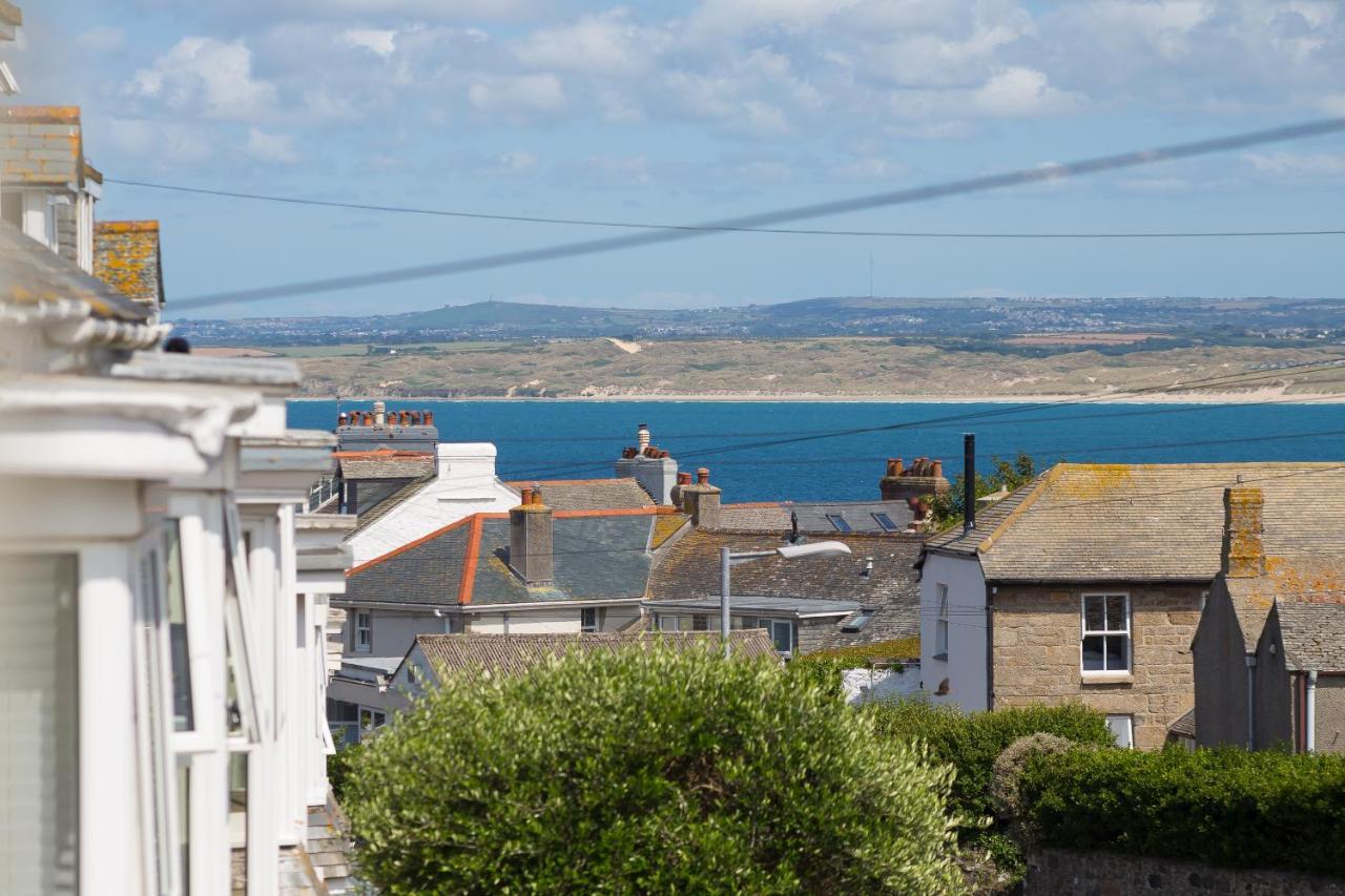 Apartamento Seabreeze 3 - Seaview & Parking St Ives Exterior foto