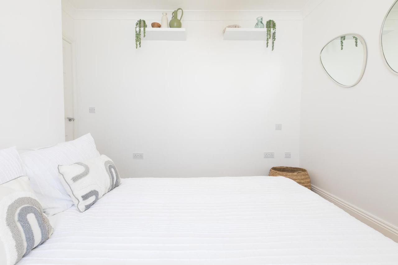 Apartamento Seabreeze 3 - Seaview & Parking St Ives Exterior foto
