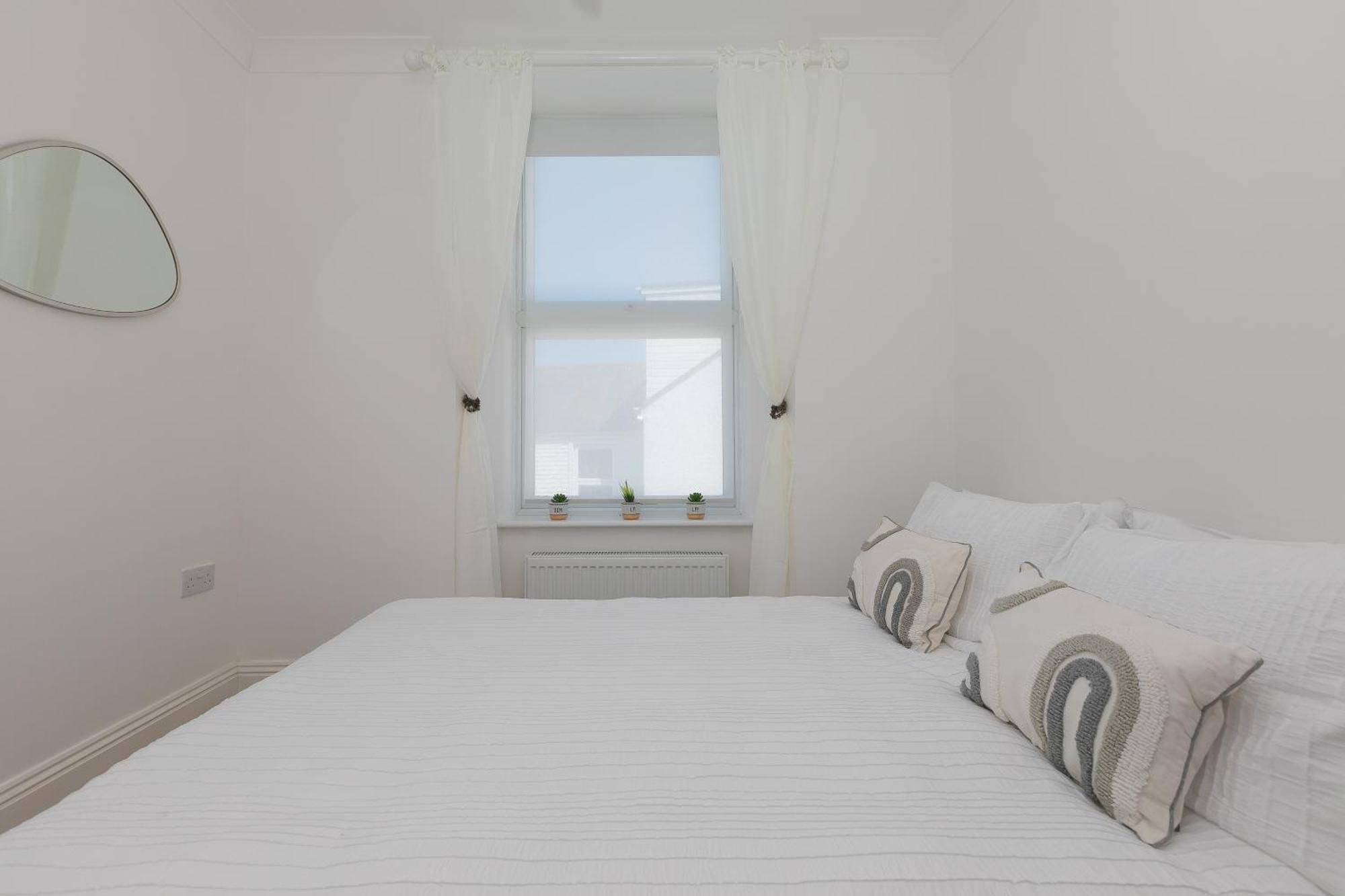 Apartamento Seabreeze 3 - Seaview & Parking St Ives Exterior foto